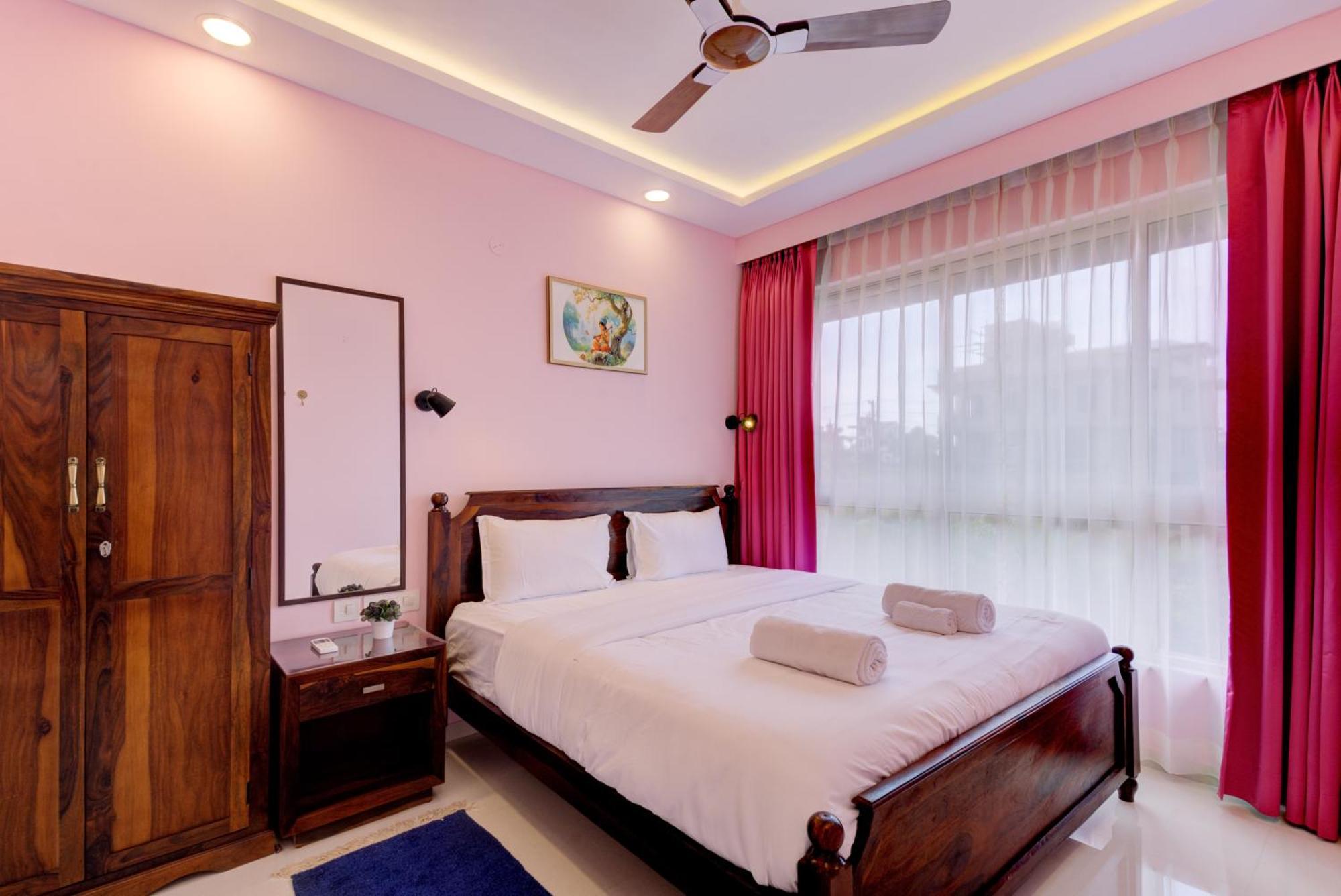 Apartamento Luxe 2Bhk 10Min From Goi Airport With Pool Access Dabolim Exterior foto
